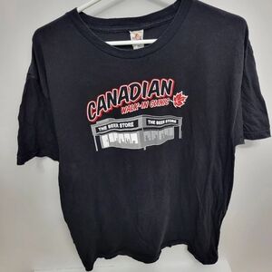 Vintage y2k orange dingo beer store joke tee